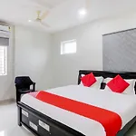 Oyo Pgr Guest Inn Near Shilparamam