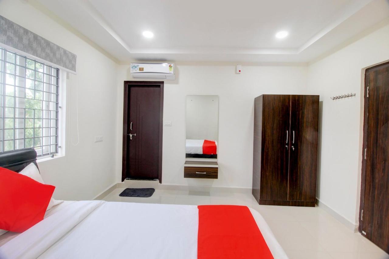 Hotel Oyo Pgr Guest Near Shilparamam
